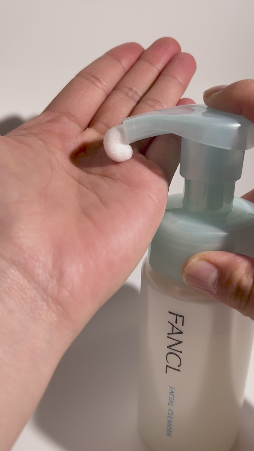 Load video: Pure Moist Cleansing Foam