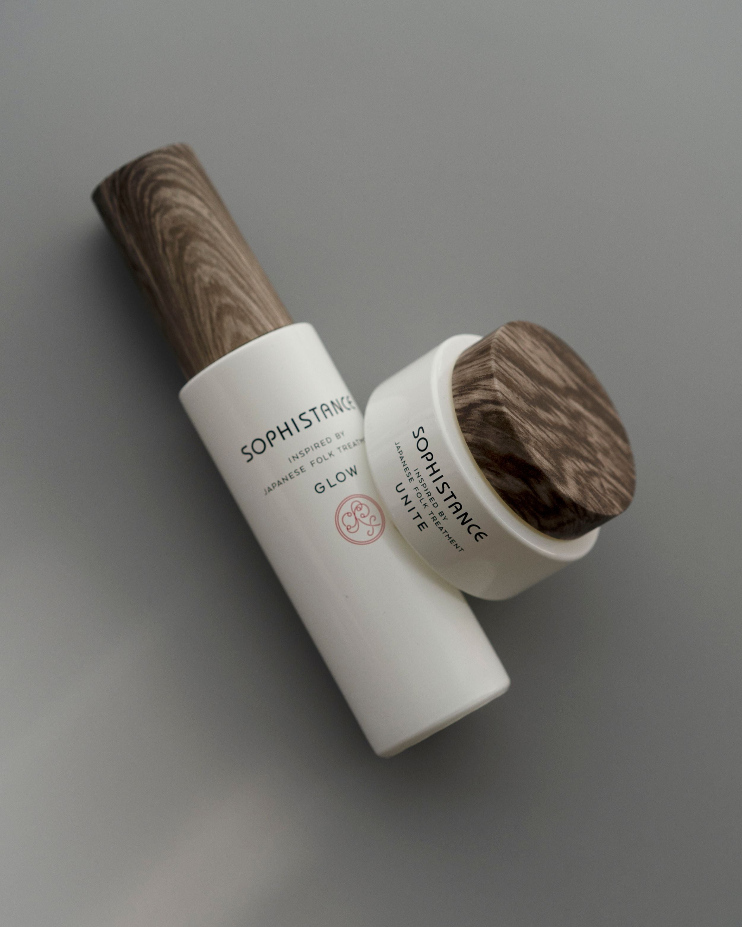 GLOW Microbiome Anti Aging Milk & Free FLAWLESS MINI